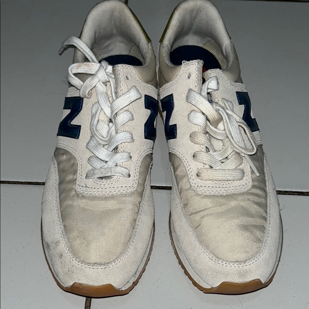 New Balance White and Blue Retro Sneakers